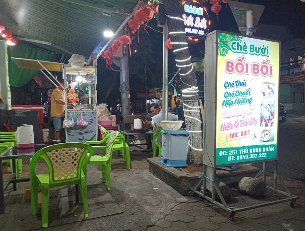 Chè bưởi trong veo, thịt bưởi giòn dai tại Chè Bưởi Bối Bối Phan Thiết