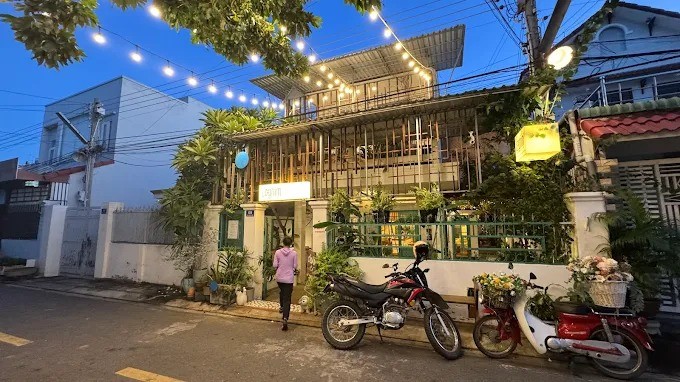 Quán chay Lõghim với góc cà phê và món ăn nhẹ thanh đạm